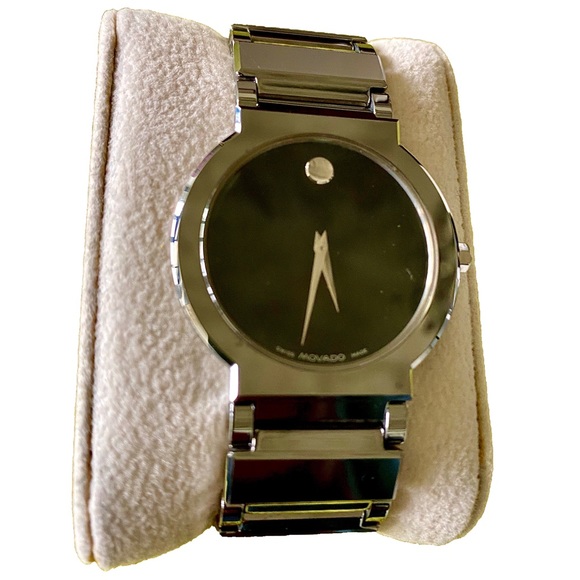 $2,495 Movado Titanium Classic SR - Picture 1 of 16